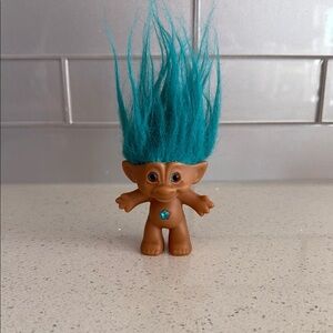 🏴 VintageTroll Doll